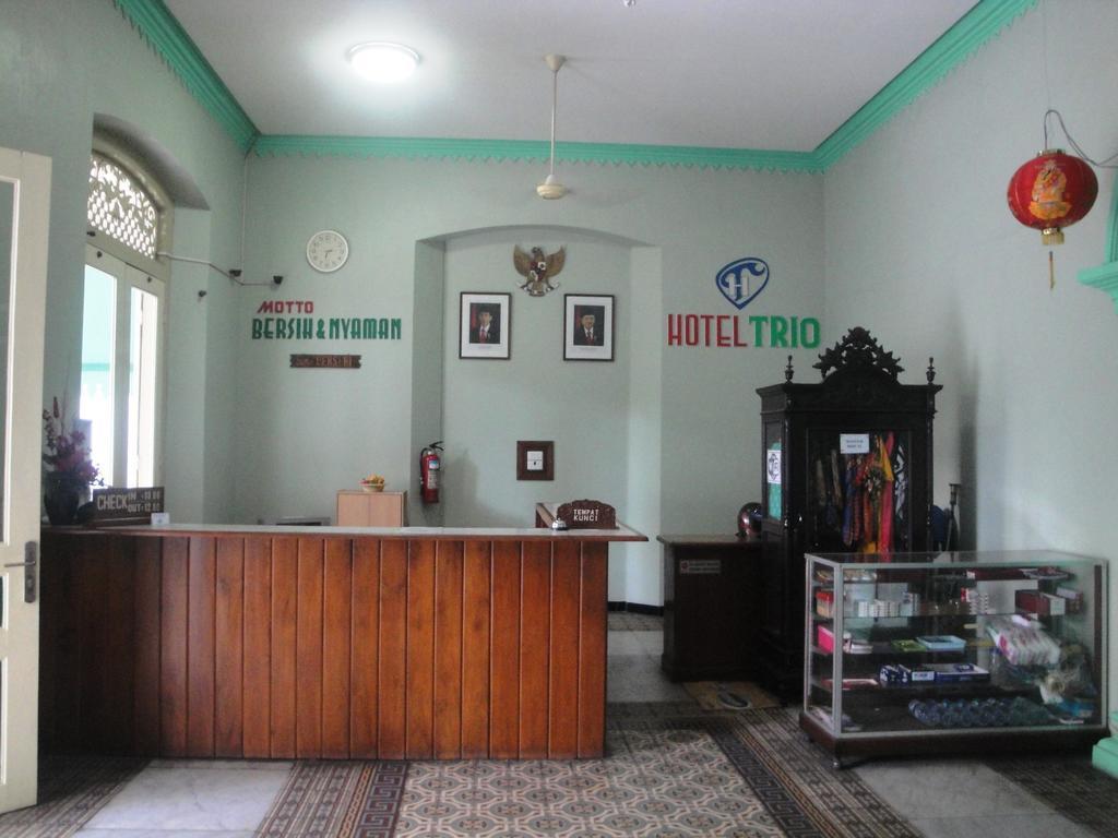 Hotel Trio Surakarta  Exterior photo