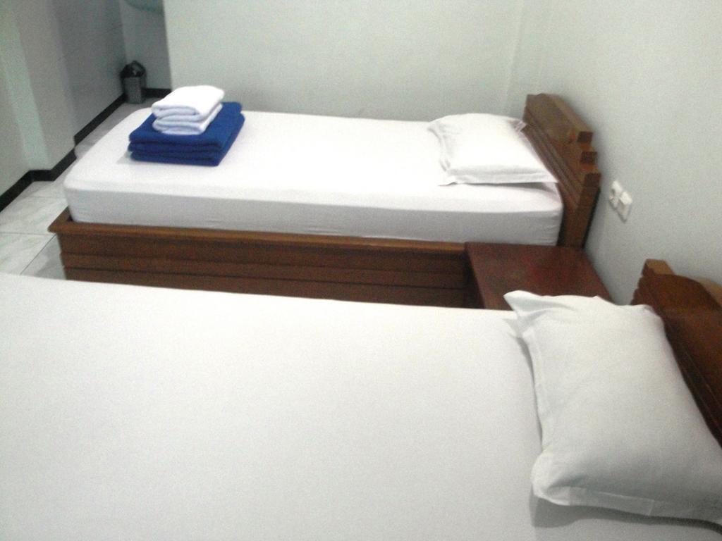 Hotel Trio Surakarta  Room photo