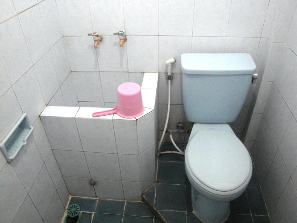 Hotel Trio Surakarta  Room photo